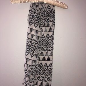 White and black infinity scarf